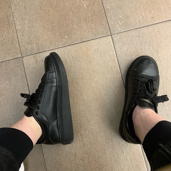 ALEXANDER MCQUEENS, SIZE 8, WORN ONCE - Picture 8 of 8